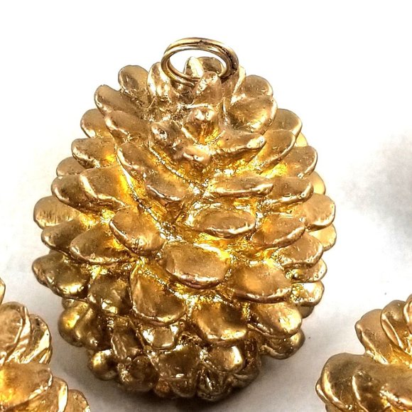 Gold Pinecone Christmas Ornaments Set of 5 Dept 56 Holiday Décor Place Card - Picture 8 of 9